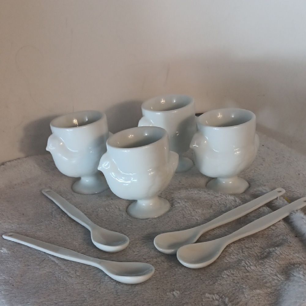 White Porcelain Chicken Egg Cups with Spoons Set Of 4
